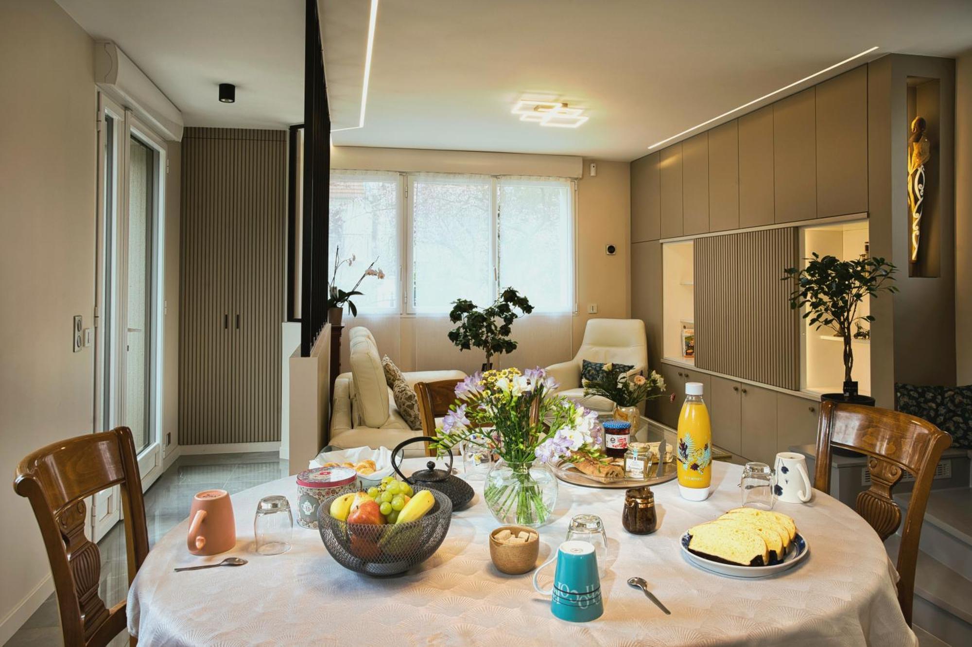 Sejour A La Chataigneraie Rueil-Malmaison Esterno foto
