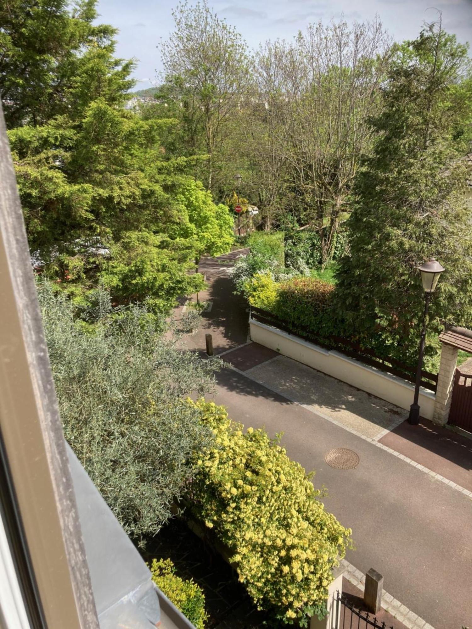 Sejour A La Chataigneraie Rueil-Malmaison Esterno foto
